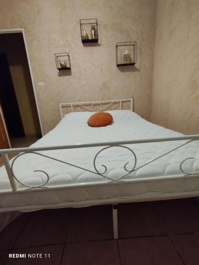 Chambre D Hotes En Provence, Au Pied Du Luberon, Les Coquelicots La Tour-dʼAigues Kültér fotó